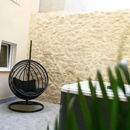 Апартаменты Jazmin 6 *